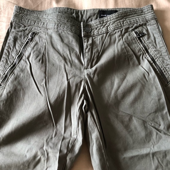 Club Monaco Jeans - Picture 2 of 4